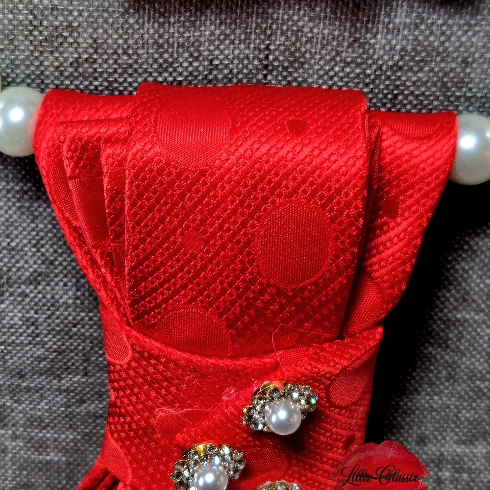 Chic Red Tie Necklace Set - Picture 4 of 5